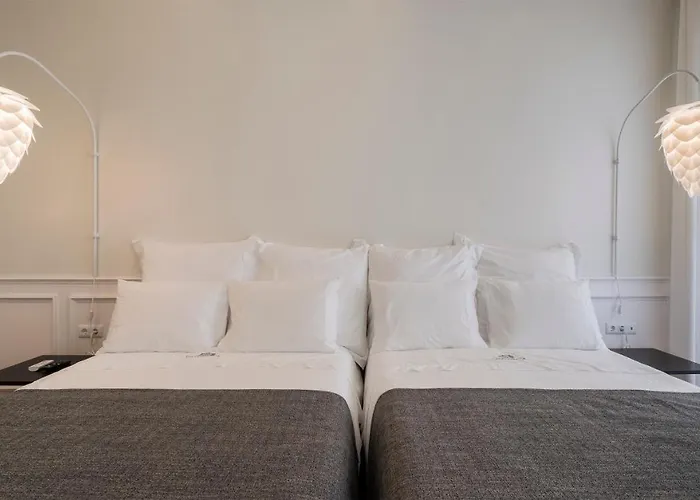 לינה וארוחת בוקר Casa Da Graca 4*